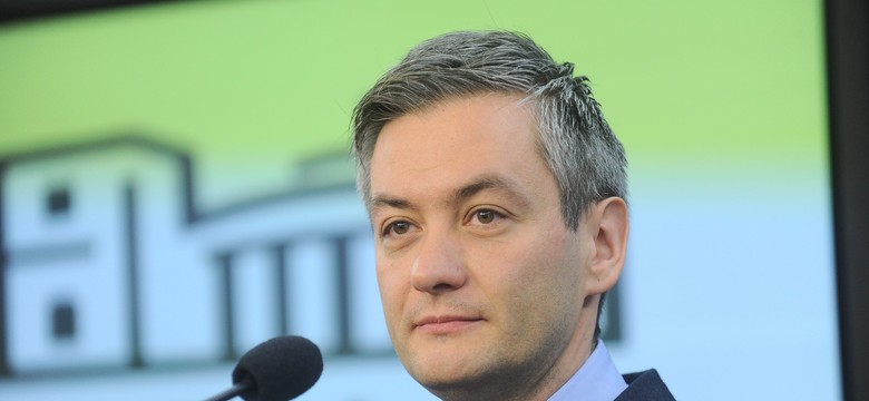 Biedroń: Watahy walczą w PO. Tusk nie sklei partii