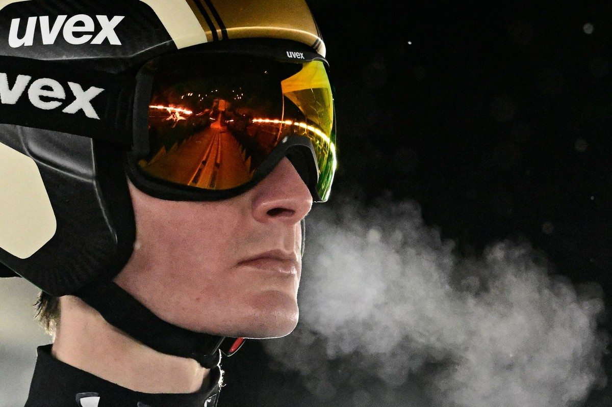 wielkie zamieszanie w lahti. prevc cieszył się z wygranej tylko przez chwilę. zdecydował jeden centymetr