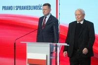 Gorący spór o SAFE. Czym jest ten program i co się z nim wiąże?