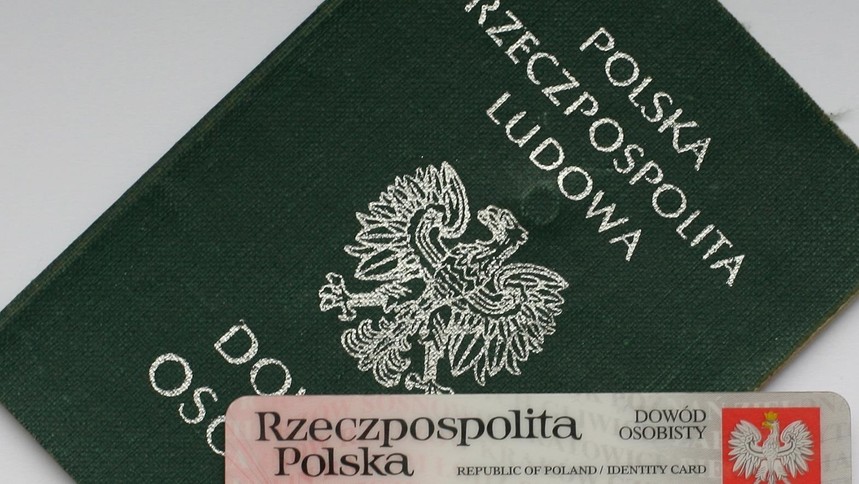 Stary dowód osobisty może pomóc uzyskać wyższą emeryturę