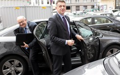 Czy Jan Bury zrzeknie się immunitetu? 'Muszę się zapoznać z wnioskiem prokuratury'