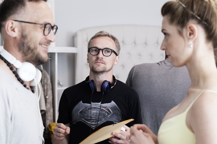 Kadr z filmu 'Narzeczony na niby'