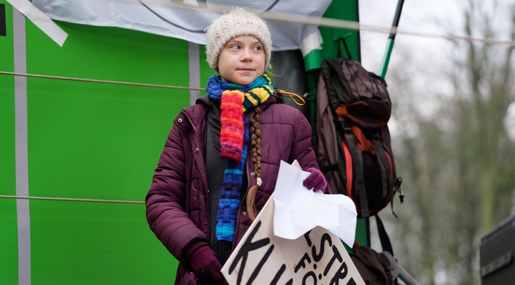 Greta Thunberg nekiment egy kanadai politikusnak, amiért a koronavírust kihasználva akarnak olajvezetéket építeni