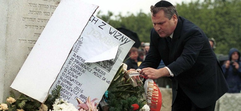 Rocznica pogromu Żydów w Jedwabnem. "Sąsiedzi" uczczą pamięć zabitych?