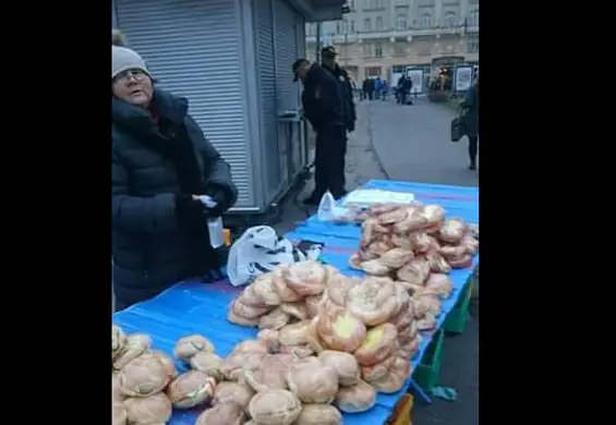 Dwie stówy mandatu za sprzedaż bułek w centrum miasta. Internauta broni starszej kobiety