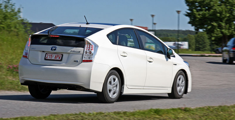 Japan Car of the Year 2009-2010 dla Toyoty Prius