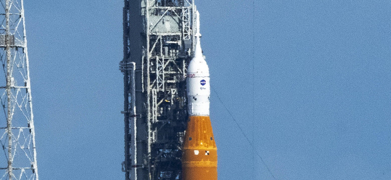 Rakieta SLS ze statkiem Orion wyruszyła w podróż wokół Księżyca