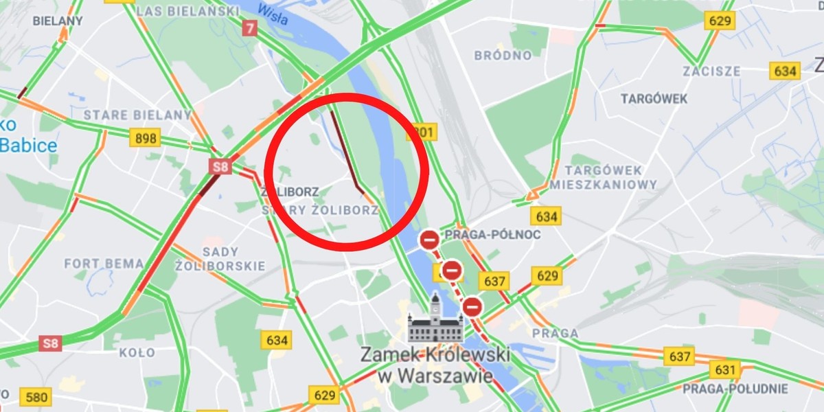 Warszawa I Okoliczne Miejscowości Tworzą Warszawa: Na Wisłostradzie zapadła się jezdnia. Tworzą się korki