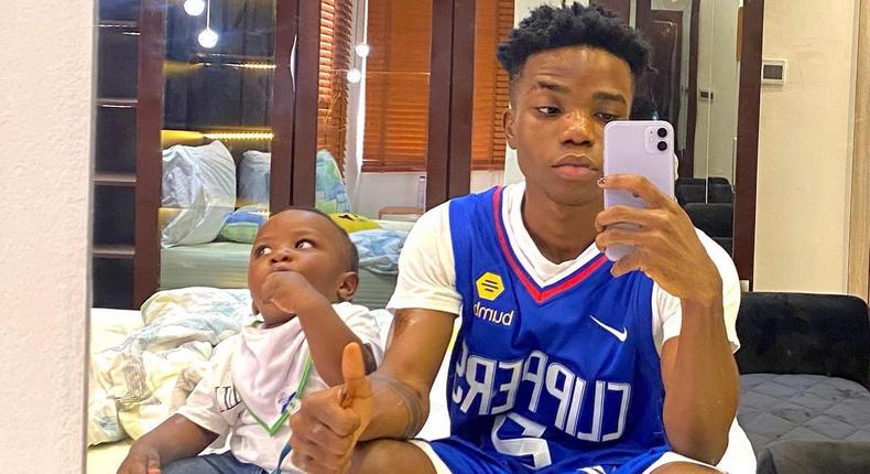 Nigerian singer Lyta and his son [Instagram/OfficialLyta]