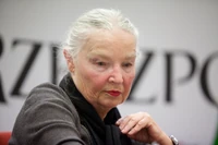 Iredyński był przemocowcem, znęcał się nad Staniszkis. "Raz rąbnął mnie kluczami, raz smyczą"