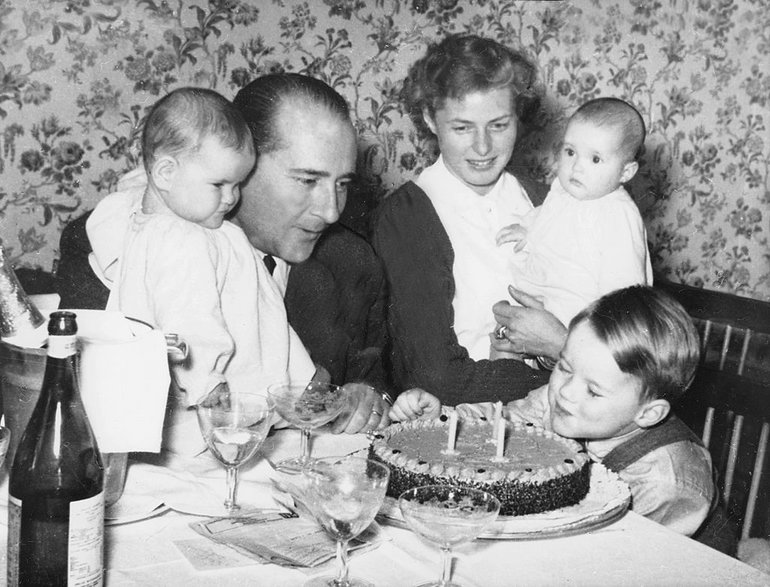Bergman i Rossellini z dziećmi w 1953 r.