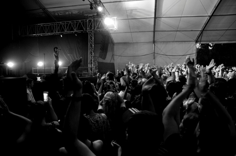 Bishop Nehru, fot. Maciek Suchorabski