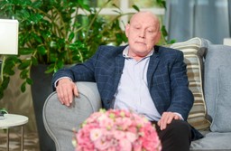 jasnowidz jackowski przewiduje przyszłość polski. "to będzie smutny rok"