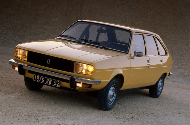 Renault R20 L 1975 r. fot. materiały prasowe Renault Polska
