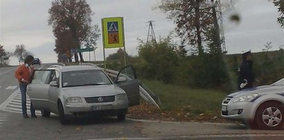 Agent Tomek uwiódł policjantów. Mandatu nie było. FOTO