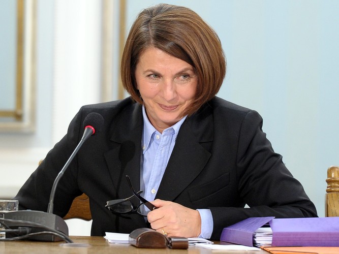 PO ma gotową listę 19 kandydatów do Sejmu w okręgu płocko-ciechanowskim (Mazowieckie). PO ma gotową listę 19 kandydatów do Sejmu w okręgu płocko-ciechanowskim (Mazowieckie). Listę, na której przeważają obecni parlamentarzyści i samorządowcy, otwiera posłanka z tego okręgu, minister w kancelarii premiera Julia Pitera.