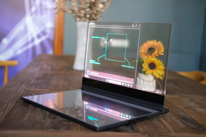 Lenovo ThinkBook Transparent Display AR