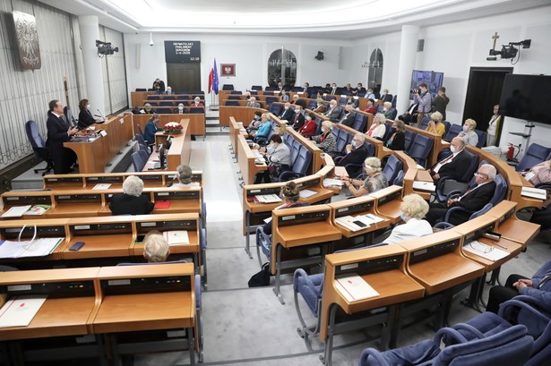 Opozycja krytycznie o zmianach w ustawie o ochronie zwierząt. PiS - to odpowiedź na krytykę