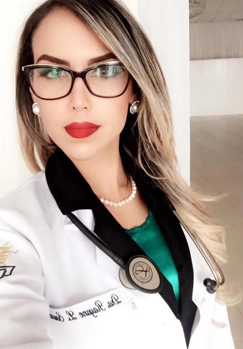 Seksowna pani doktor uczestniczką konkursu Miss Bum Bum