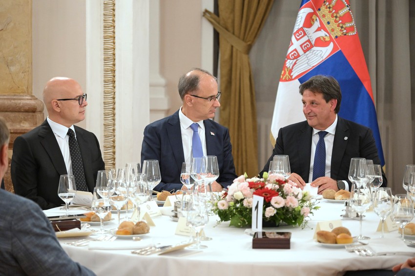 Svečana večera povodom uspešno realizovane vojne parade