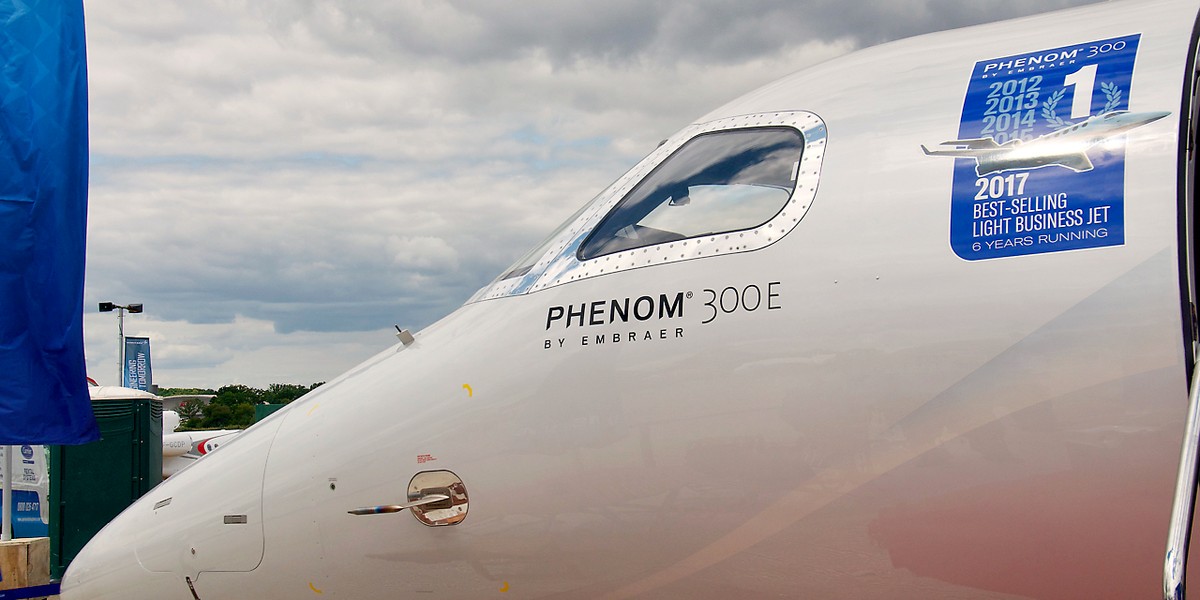 Embraer Phenom 300E