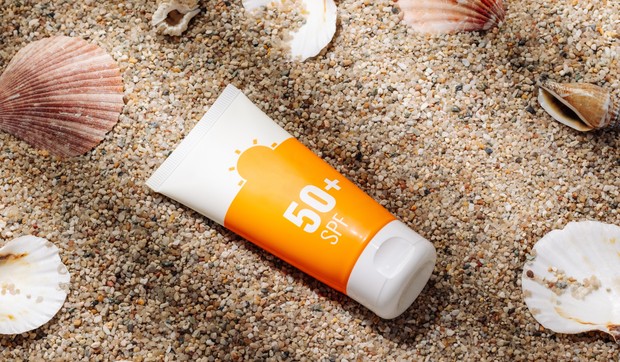 Stručnjaci preporučuju da se krema za sunčanje nanosi na svaka dva sata 