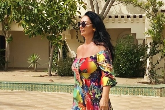 FOLKERKA SLAVI SA NASLEDIKOM Dobila ga u braku sa menadžerom sa kojim se razvela zbog preljube, sad se sinu obratila posebnim rečima: "Gde god bio, voleću te zauvek"