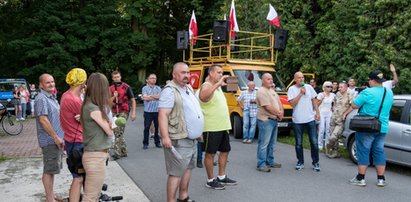 "Zdrajca!". Krzyki pod domem Frasyniuka