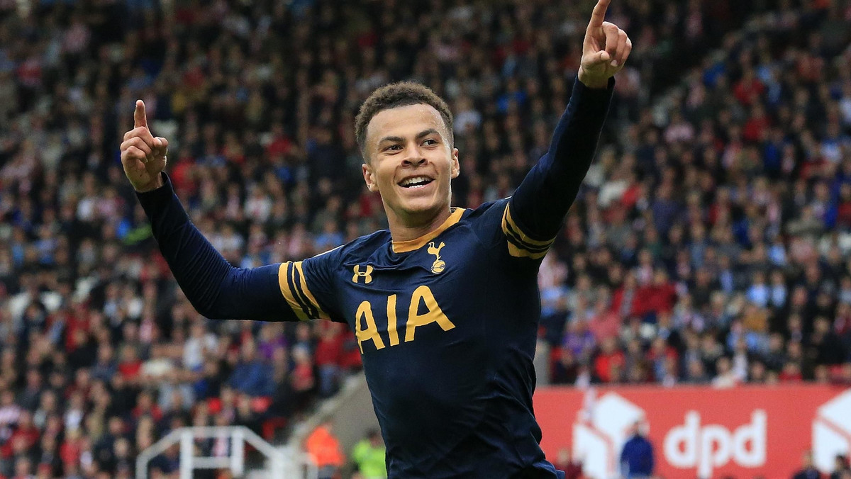 Dele Alli, 20-letni pomocnik Tottenhamu, podpisał z londyńskim klubem nową umowę, która będzie obowiązywać do 2022 roku - poinformowano w poniedziałek.