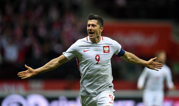 Lewandowski nadal w centrum transferowych spekulacji