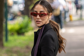 Ova 4 modna detalja biće GLAVNI TREND 2025: Imaju moć da u sekundi PODIGNU SVAKU MODNU KOMBINACIJU i savršen su recept za OTMEN i elegantan izgled