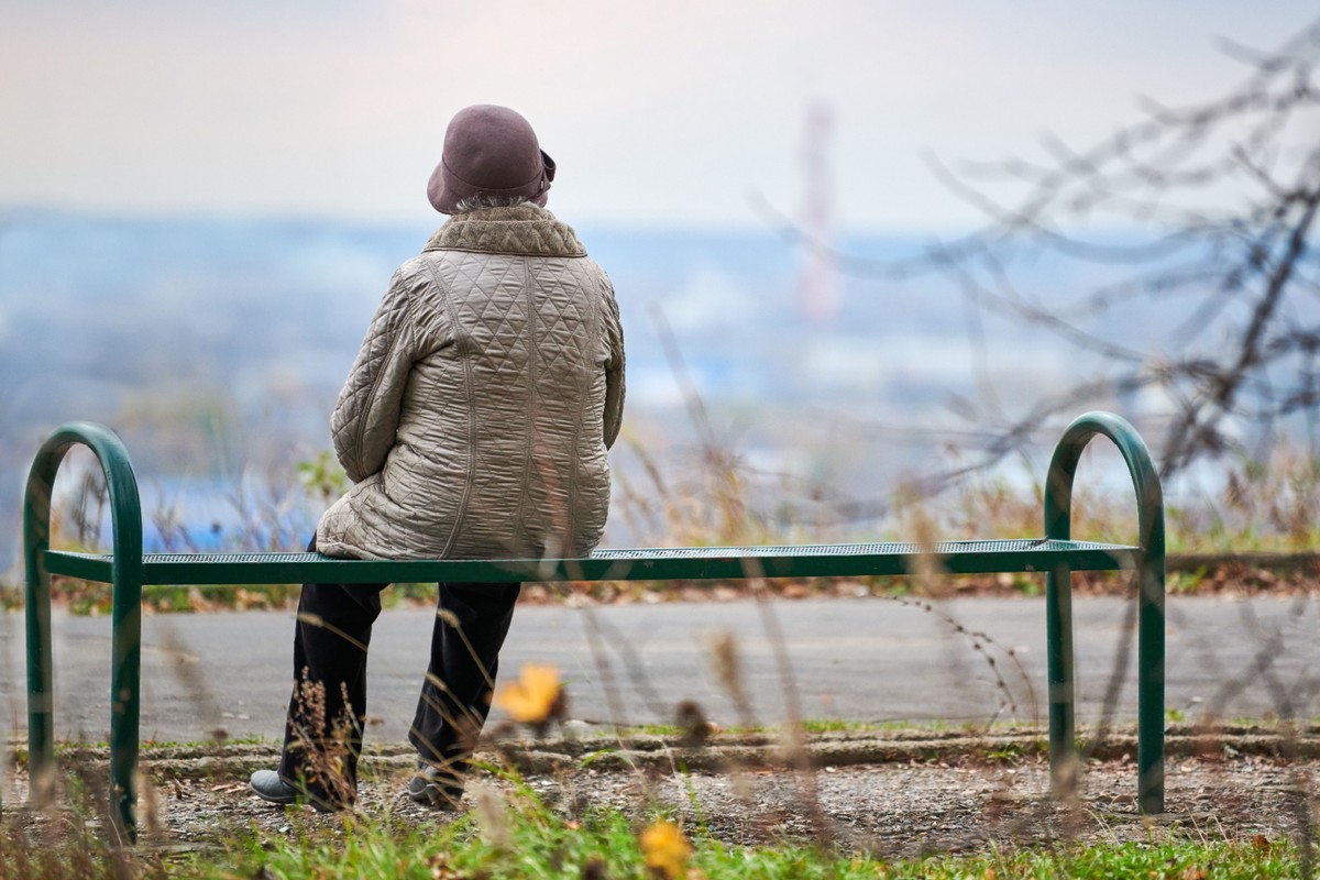 Aby otrzymywać rentę wdowią od 1 lipca 2025 r., należy złożyć wniosek do 31 lipca 2025 r.