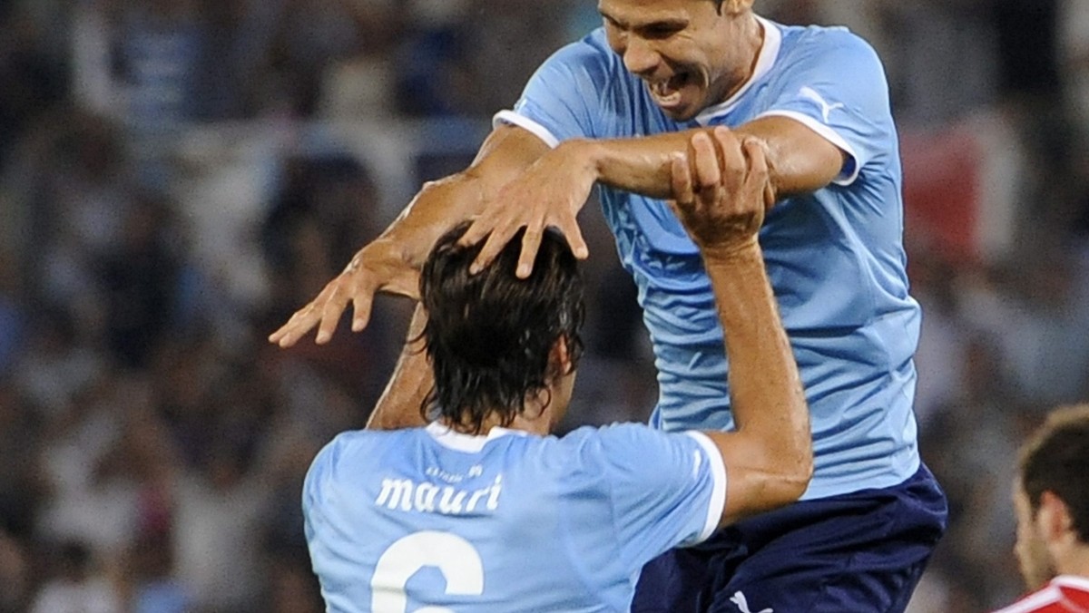 Na Stadio Olimpico w Rzymie Lazio rozbiło w meczu IV rundy kwalifikacji Rabotnicki Skopje 6:0 (2:0) i może być już niemal pewne gry w fazie grupowej Ligi Europy. Gole dla nowego klubu zdobyli Miroslav Klose i Djibrill Cisse.