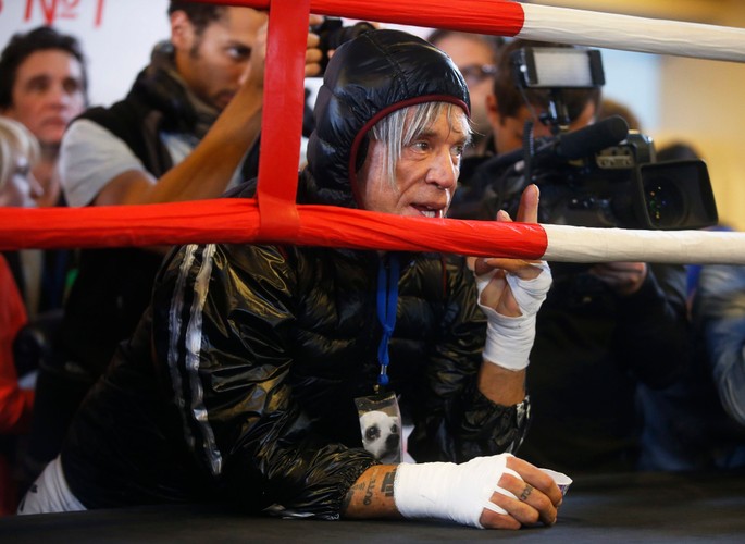 Mickey Rourke wraca na ring. 62-letni aktor stoczy w Moskwie walkę z Elliotem Seymourem