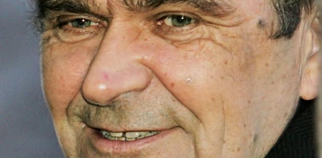 <b>Miejsce 5: Roman i Grażyna Karkosik z majątkiem szacowanym na 3,06 mld zł. </b><br />W zeszłym roku ich majątek zmniejszył się o blisko pół miliarda złotych. Najwięksi inwestorzy na Giełdzie Papierów Wartościowych w Warszawie. Do Karkosików należą m.in. akcje Boryszewa (produkcja kabli i tworzyw sztucznych), Impexmetalu (sprzedaż metali), Skotanu (produkcja biopaliw) czy Alchemii (produkcja rur).