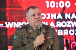 Gen. Kukuła: Nie mamy dylematu, czy to robić, tylko w jaki sposób...