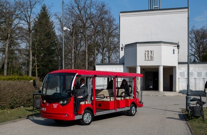 Meleks pomoże w dojeździe na groby!