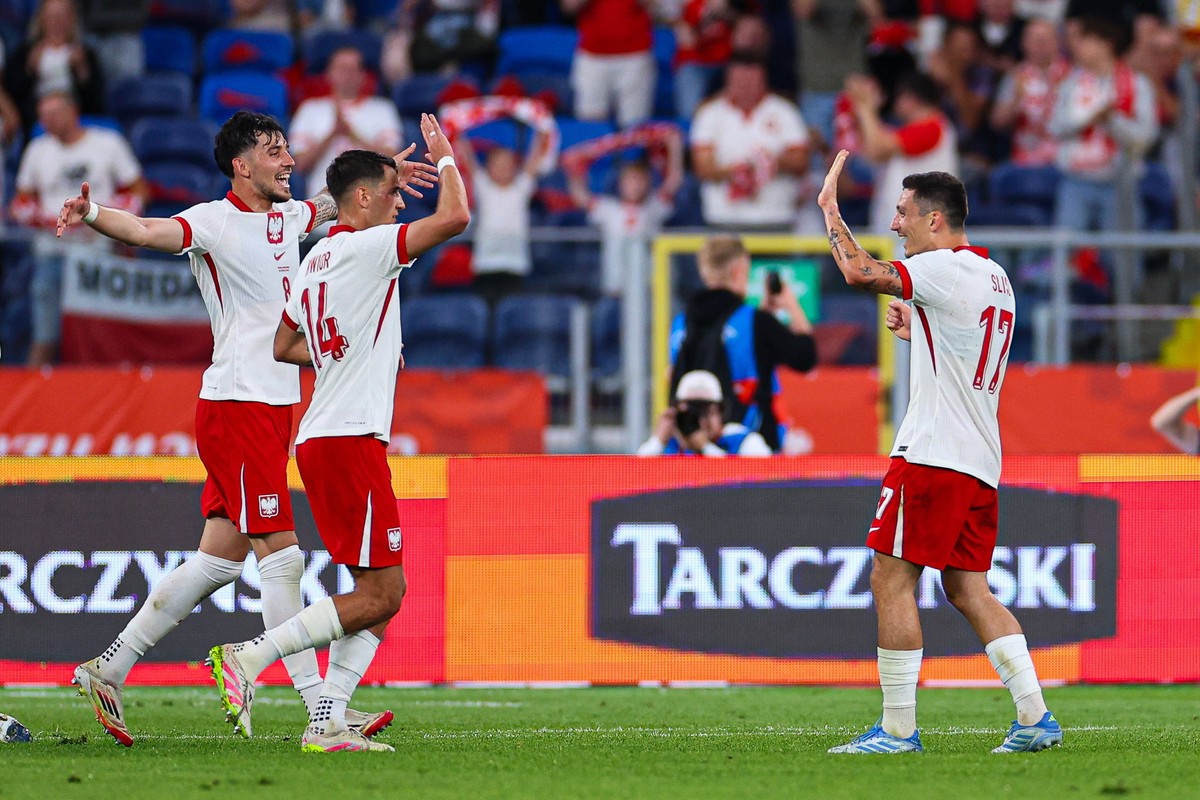 Tak wyglądał drugi gol w meczu Polska – Mołdawia. Premierowa bramka Bartosza Slisza [WIDEO]