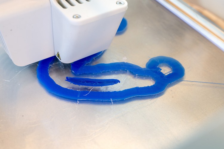 POLSCY NAUKOWCY DRUKUJĄ TRÓJWYMIAROWE MODELE KOŚCI