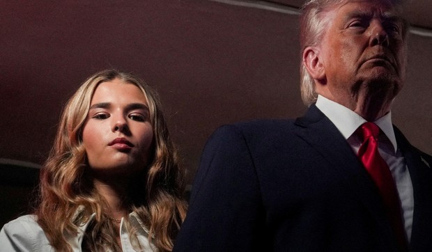 Predsednik SAD Donald Tramp i njegova unuka Kaj Tramp prisustvuju trećoj utakmici finala NBA lige u Medison Skver Gardenu | Foto: Reuters