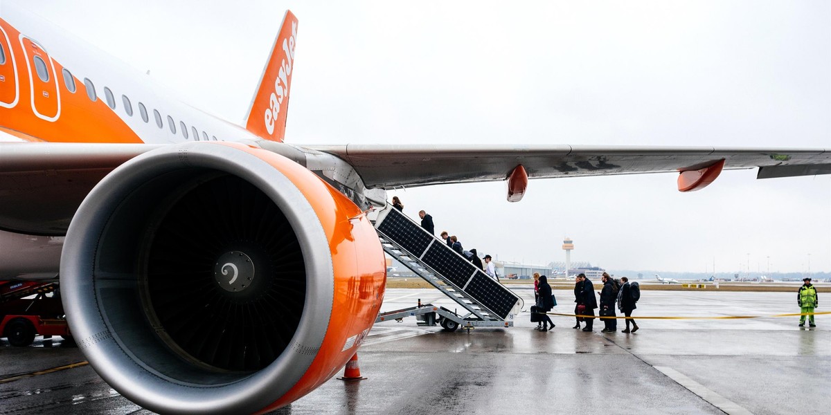 Incydent kałowy na pokładzie samolotu EasyJet.