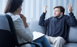 Dlaczego Polacy boją się korzystać z psychoterapii?