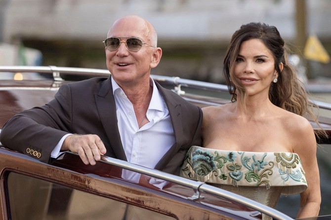 Džef Bezos i Loren Sančez