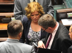 Znaleźli byłej wicemarszałek ciepłą posadę przy premierze