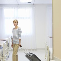 Ezeket mindenképpen tegye be a táskájába, ha mióma műtétre megy