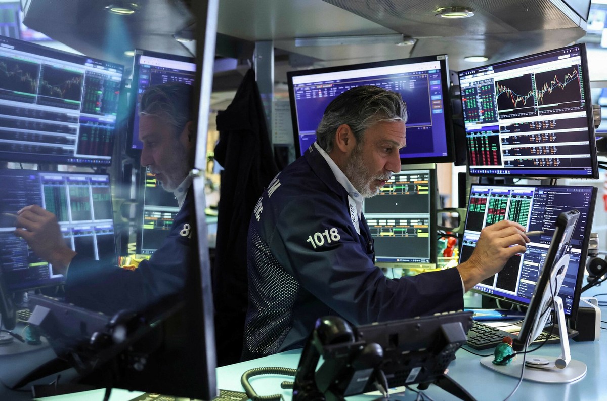 15 tys. zł miesięcznie z dywidend w 5 lat? Tak możesz dojść do dużej premii [GOTOWE PORTFELE]