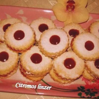 Baracklekváros-citromos linzer