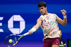 Alcaraz coraz bliżej obrony tytułu. Szansa na ponowny finał z Djokovicem