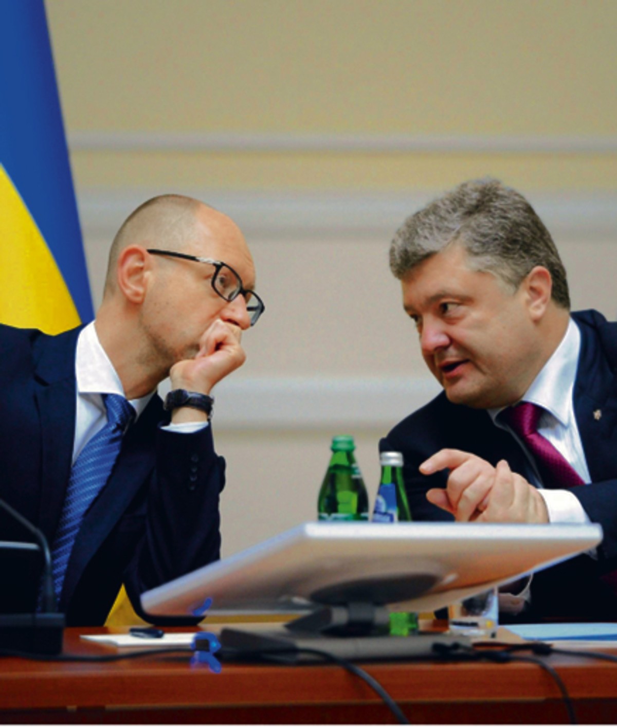 Arsenij Jaceniuk i Petro Poroszenko