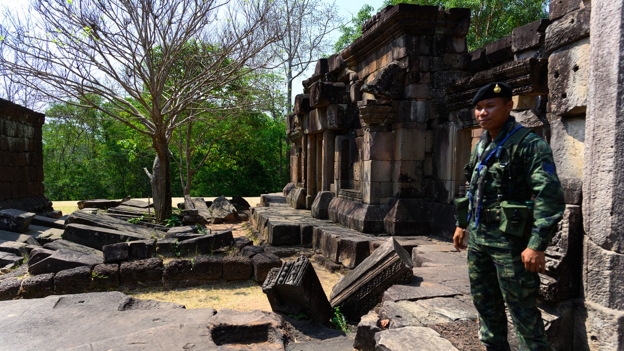 Eskalacja sporu o granicę między Tajlandią i Kambodżą. Nie żyje co najmniej 12 osób, 11 z nich to cywile